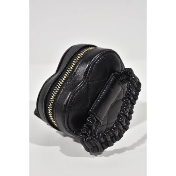 Chanel 22S Black Runway Heart Mini Lambskin Quilted Flap Zipped Arm Coin Purse - Picture 11 of 12
